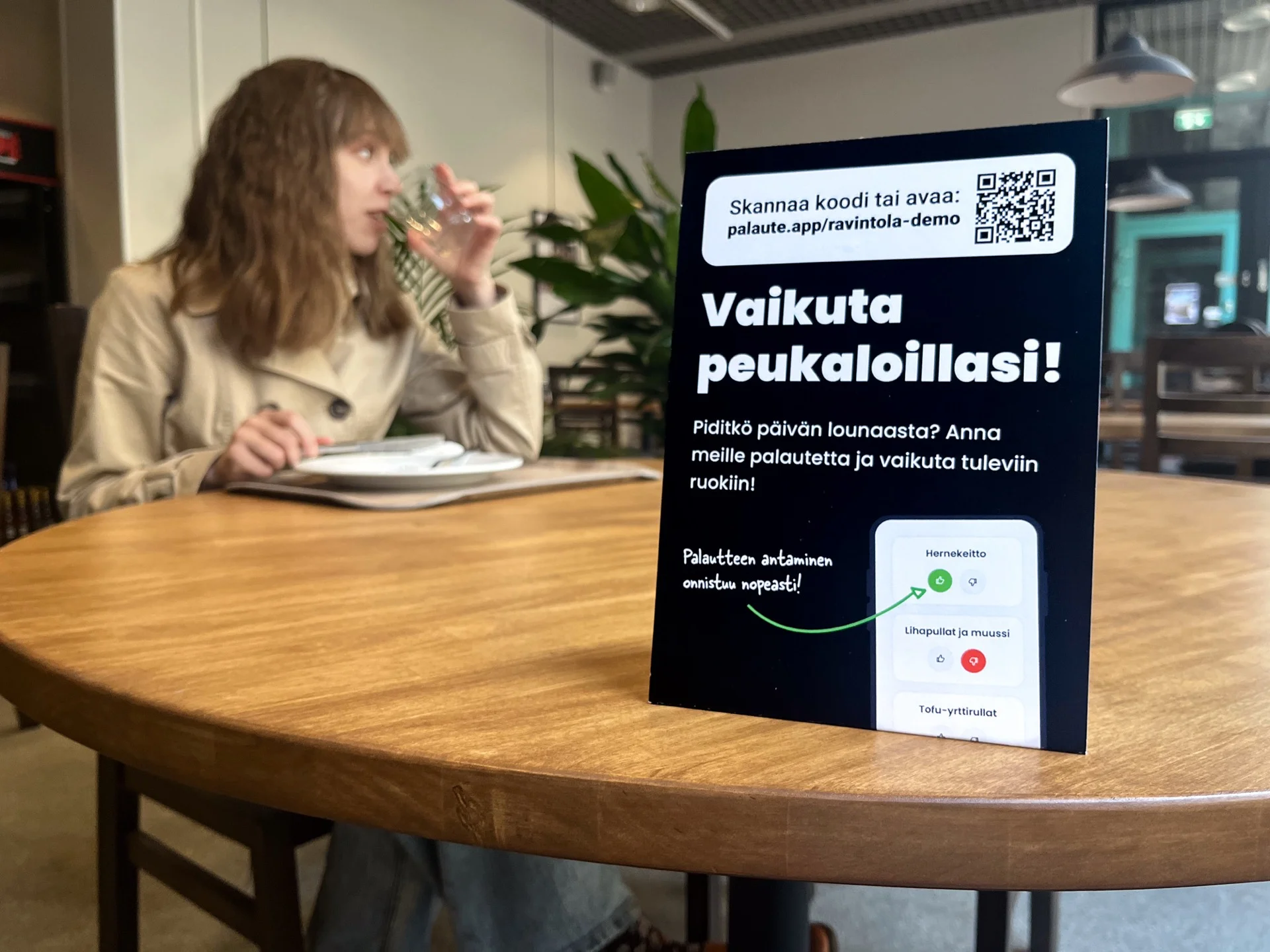 Kerää lounaskohtaista asiakaspalautetta suoraan ruokapöydästä